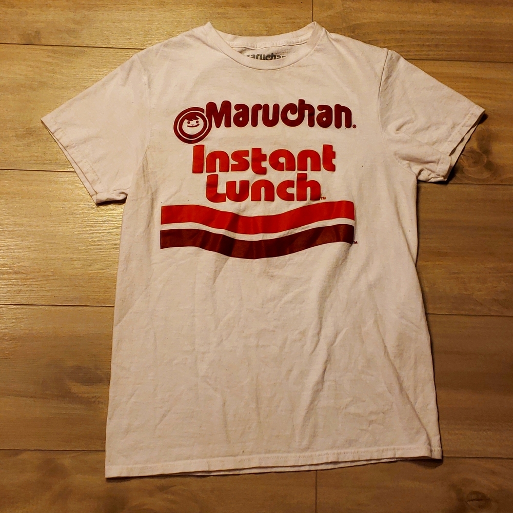 Graphic tee
